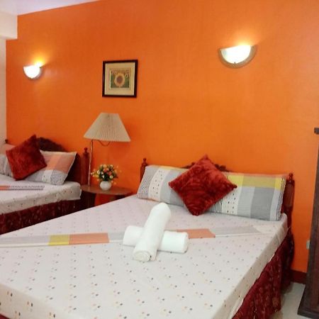 D'Lucky Garden Inn & Suites Tiniguiban Exterior foto
