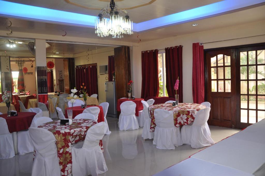 D'Lucky Garden Inn & Suites Tiniguiban Exterior foto