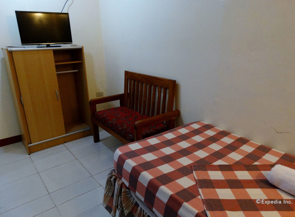 D'Lucky Garden Inn & Suites Tiniguiban Exterior foto