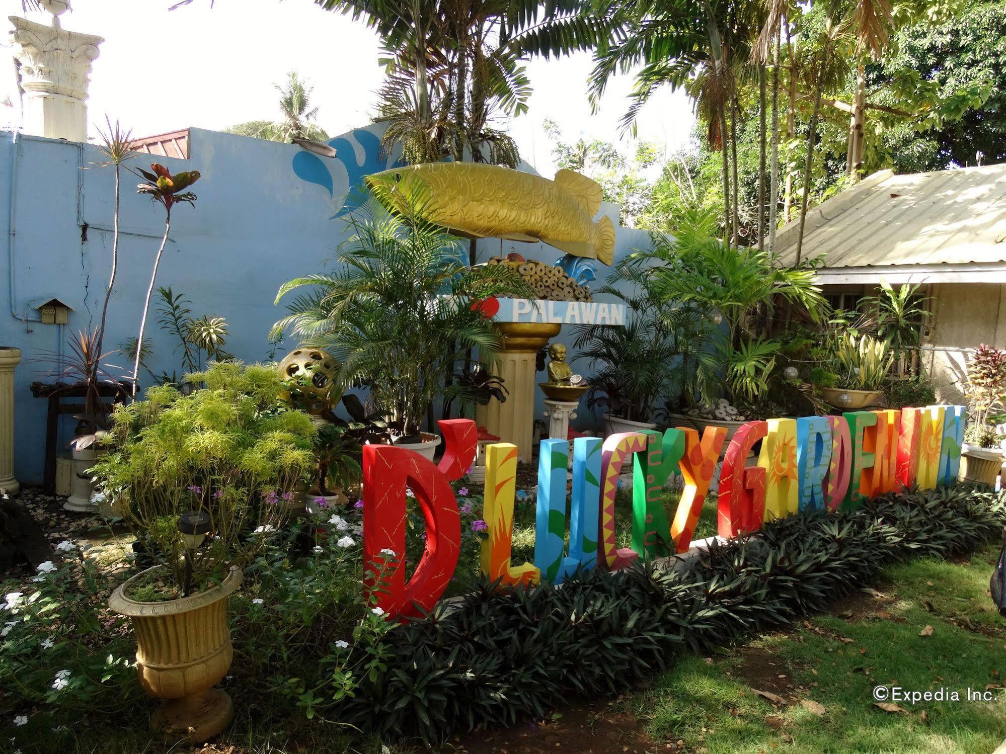 D'Lucky Garden Inn & Suites Tiniguiban Exterior foto