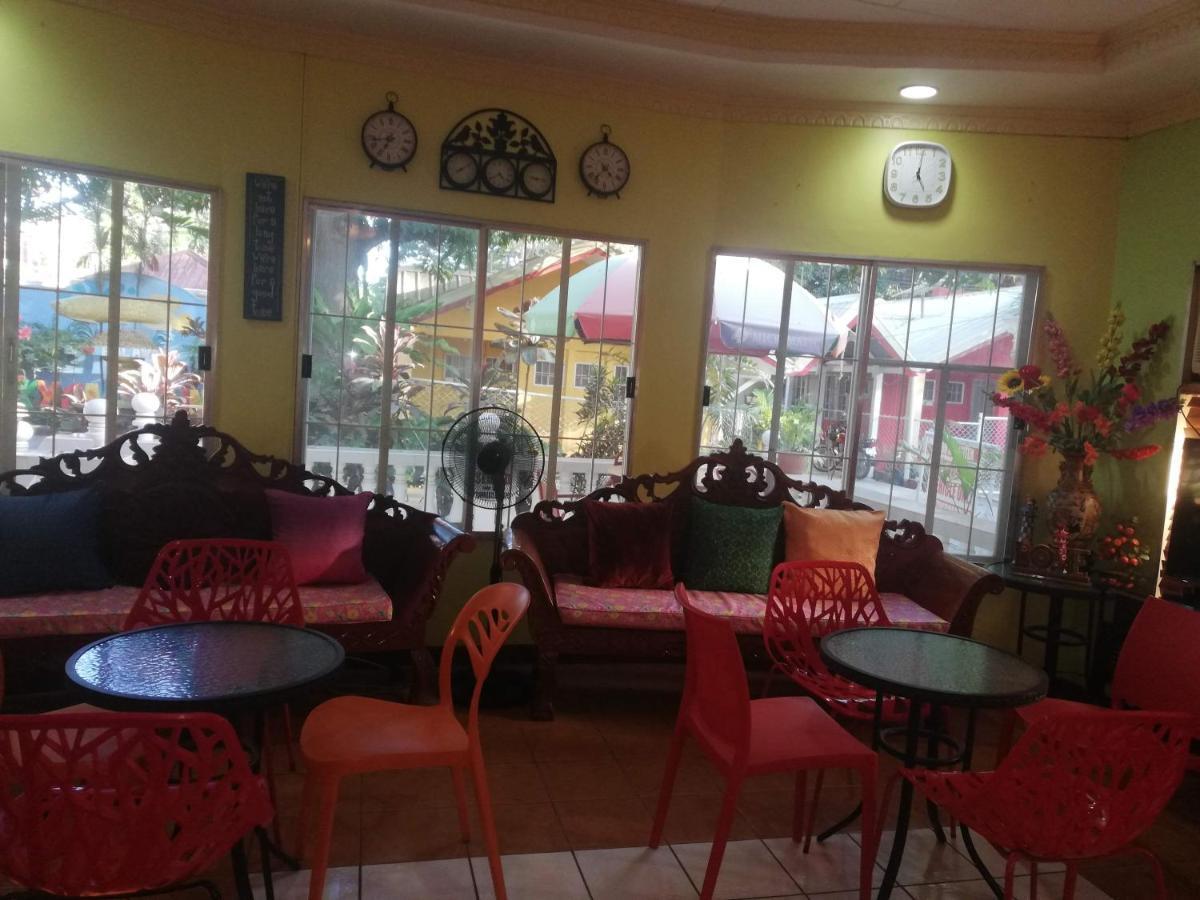 D'Lucky Garden Inn & Suites Tiniguiban Exterior foto